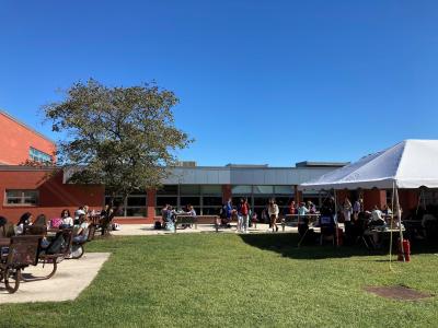 Photo of lunch courtyard